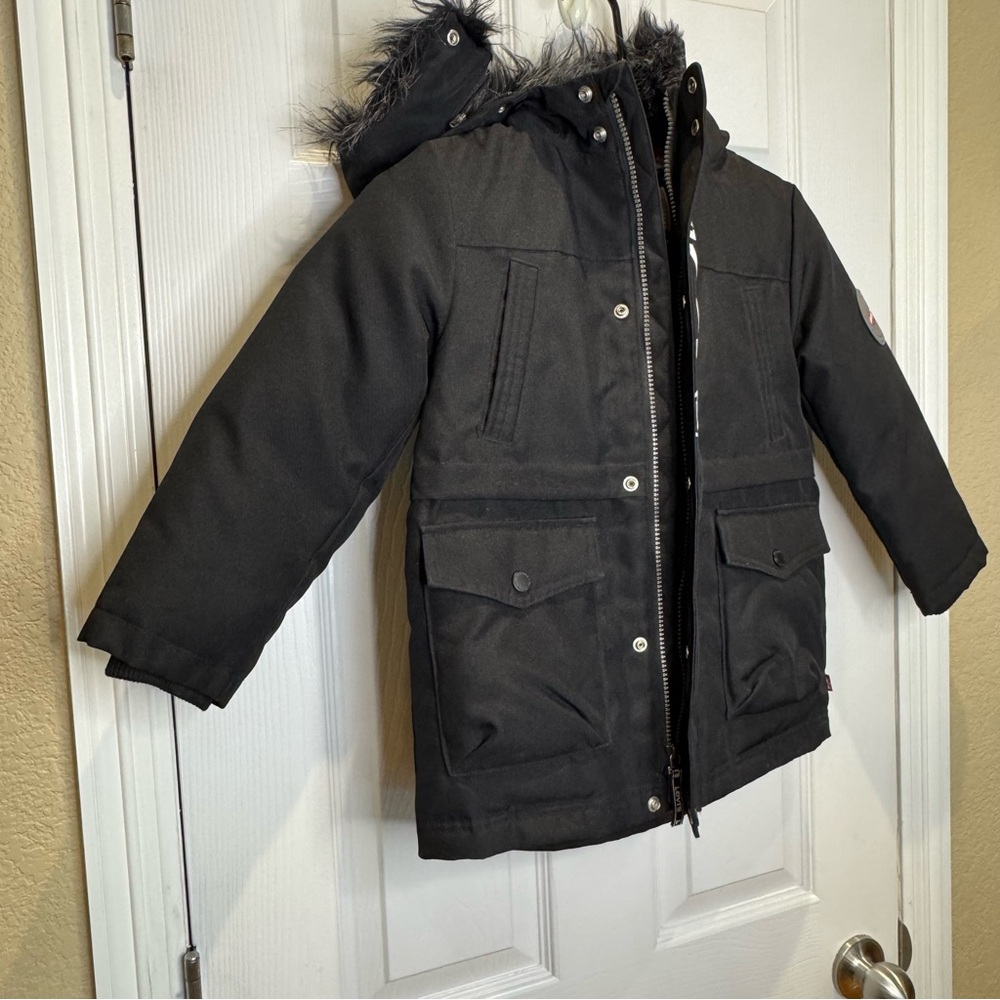 Levi's Kid's XS 4 Black Winter Heavy Parka Down Jacket Coat Plaid Lined - Picture 3 of 10